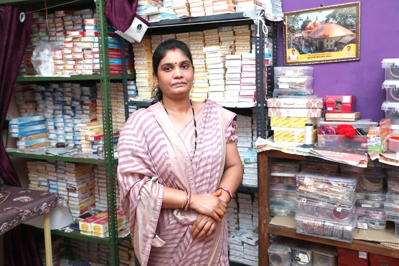 "कहानी बदलाव की" गृहणी को मिला उद्यमी बनने का रास्ता