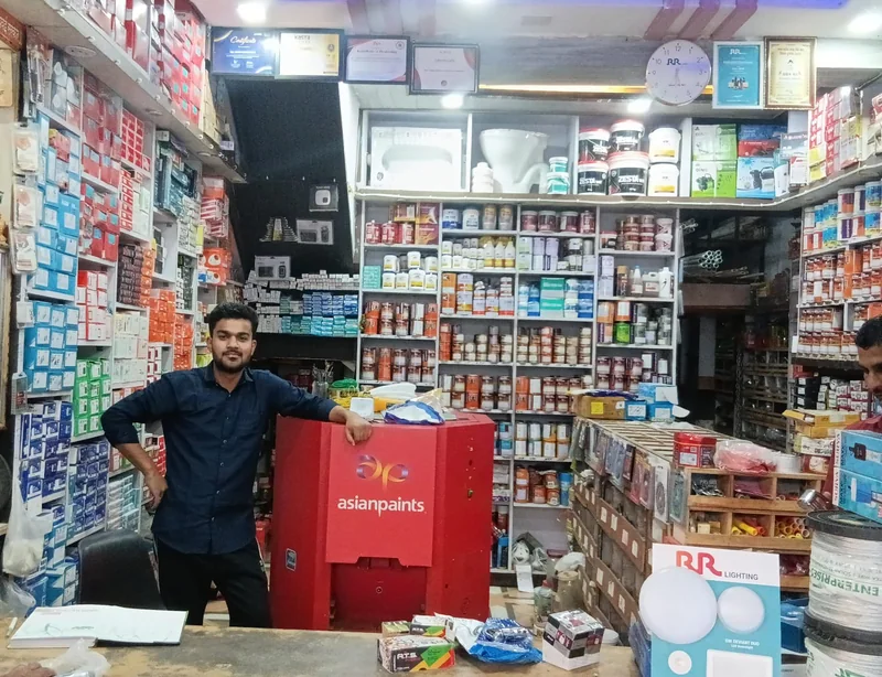 मुख्यमंत्री उद्यम क्रांति योजना से ऋण लेकर किया व्यवसाय का विस्तार