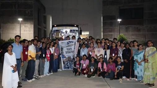 मध्य प्रदेश-कर्नाटक संगम के सातवें चरण के प्रतिनिधिमंडल ने सांस्कृतिक खोज और युवा आदान-प्रदान यात्रा शुरू की